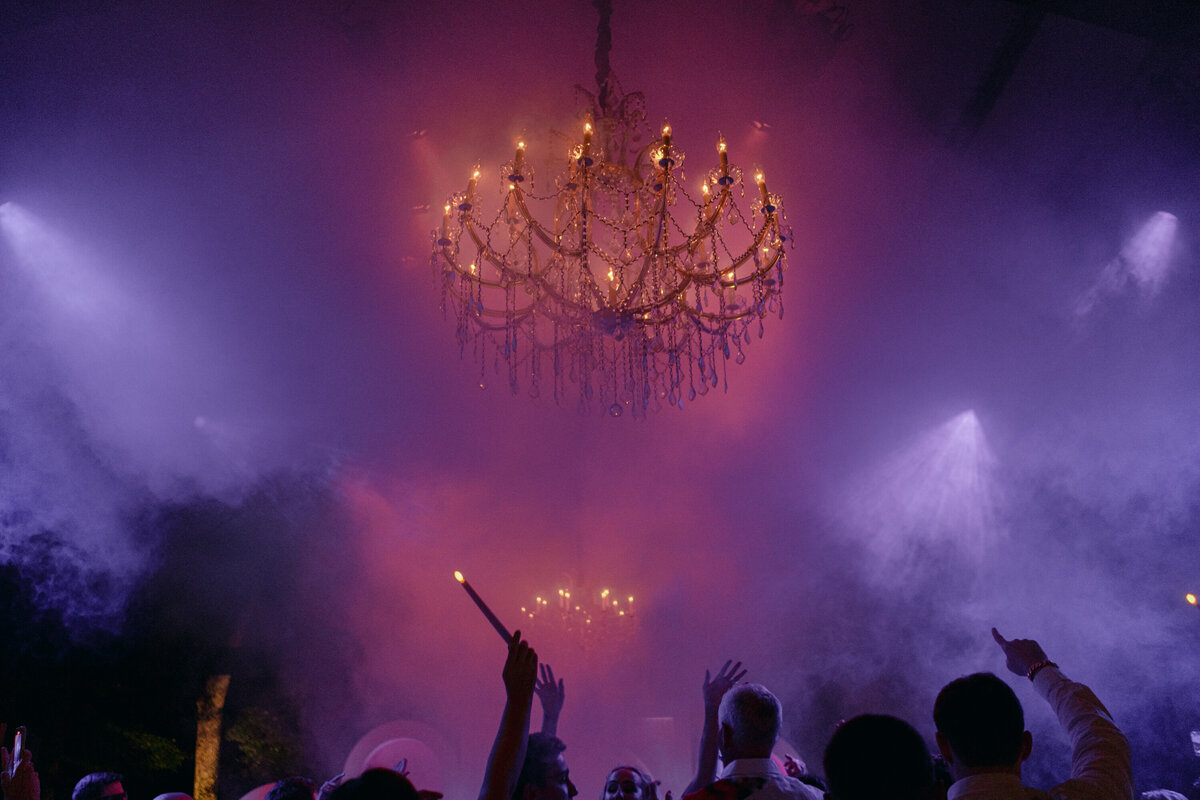 chandelier-smoke-1