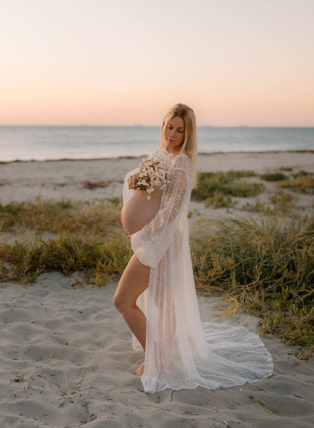 perth pregnancy and maternity photoshoot in nature-13