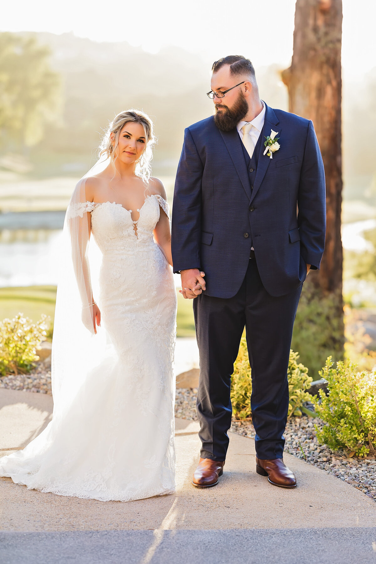 bride-groom-golf-course-wedding-pebble-beach