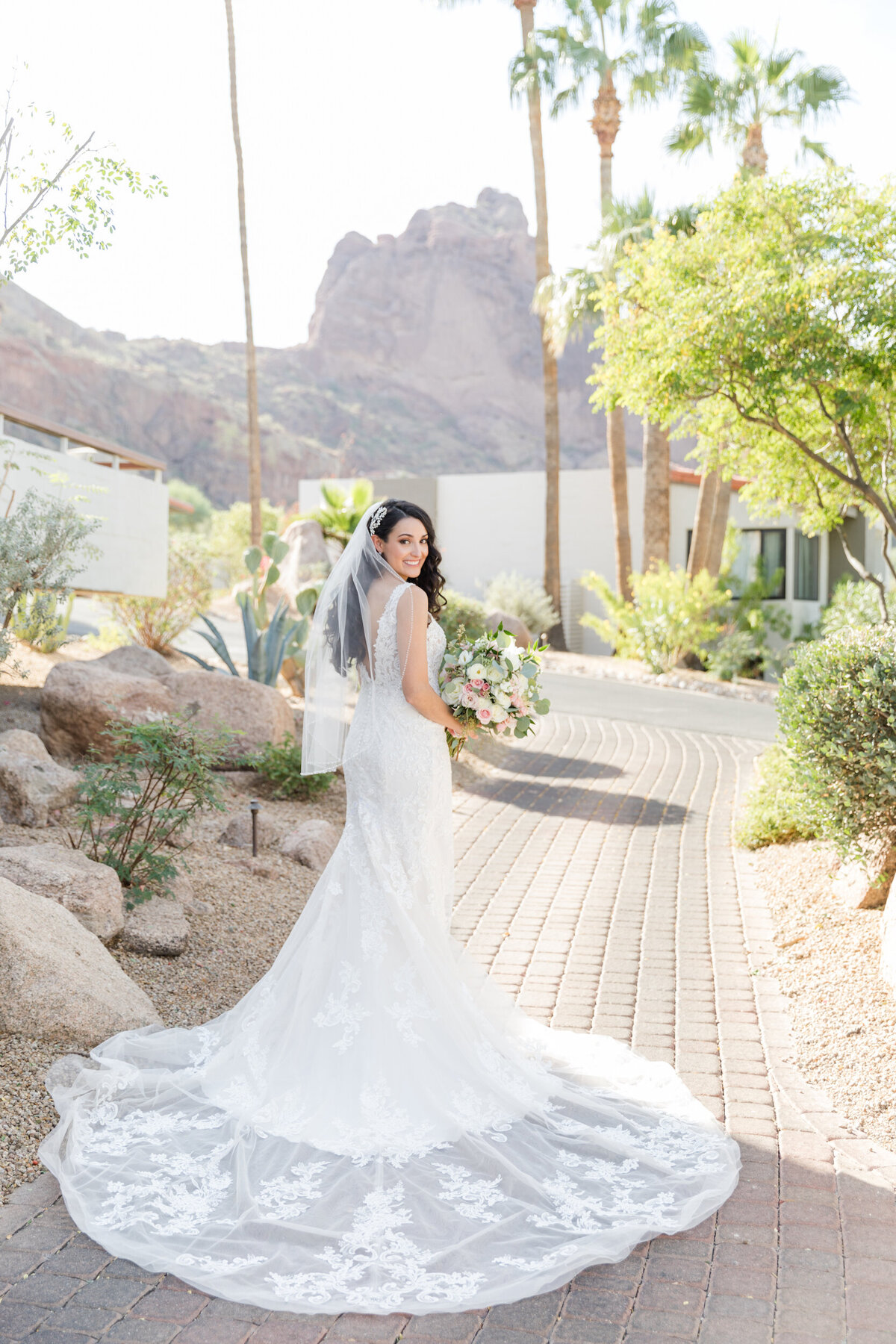 Shelby-Lea-Scottsdale-Arizona-Wedding-Photography10