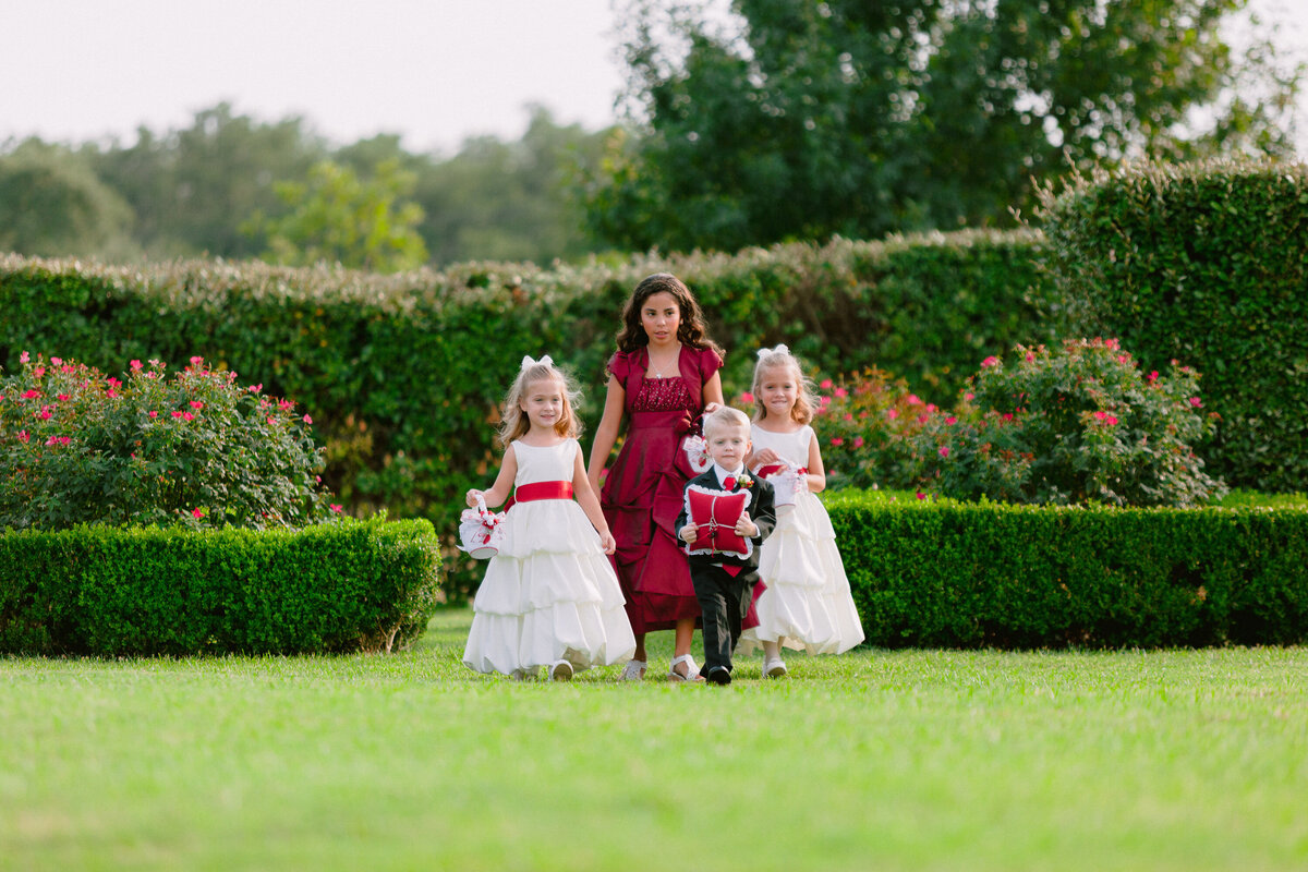 san_antonio_austin_texas_wedding_photographer-Gardens-Cranesbury-View-LnG-1077