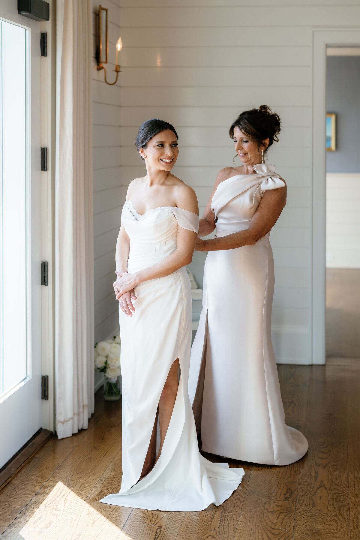 Bride Getting Ready by Lisa Blanche Photography