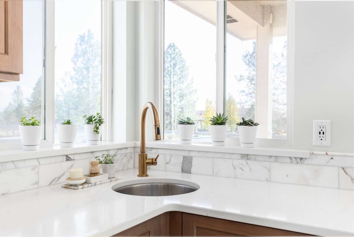 Stratford_After_Kitchen_3-Hive-Design-Build-Spokane-Kitchen-Remodel
