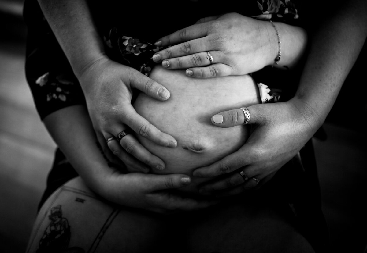 maternity-pictures-edmonton-95