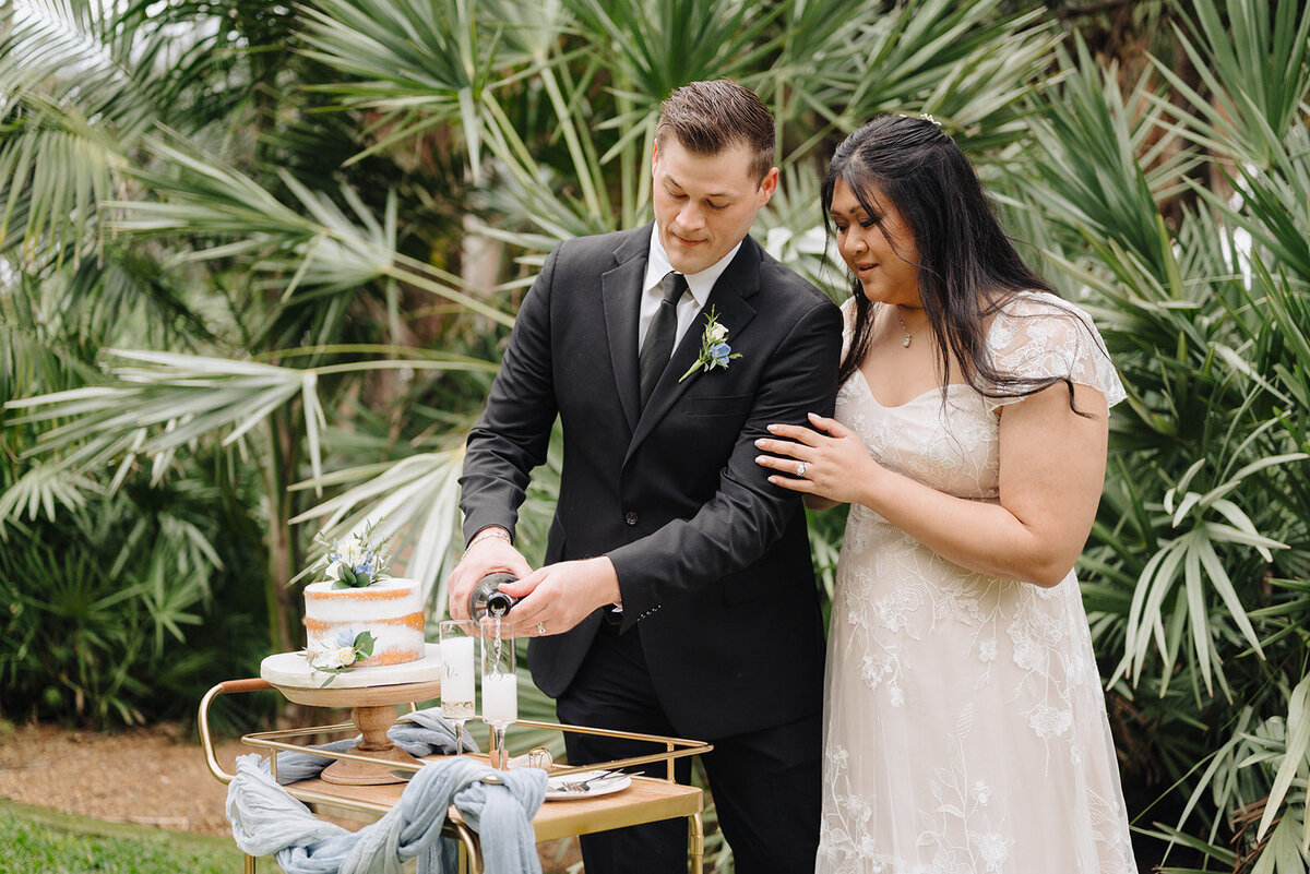 mcneile-photo-elope-tampa-chantilly-chic-celebrations-gizella-kopsick-park-116