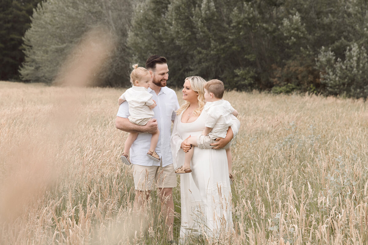 Celebrate the joy of family life with Aurora Joy Photography, your Melbourne and Bendigo photographer. Offering a range of services including baby photos, cake smash photography, heartwarming family sessions, beautiful maternity photography, and precious newborn sessions, we are dedicated to capturing the beauty in every phase of life