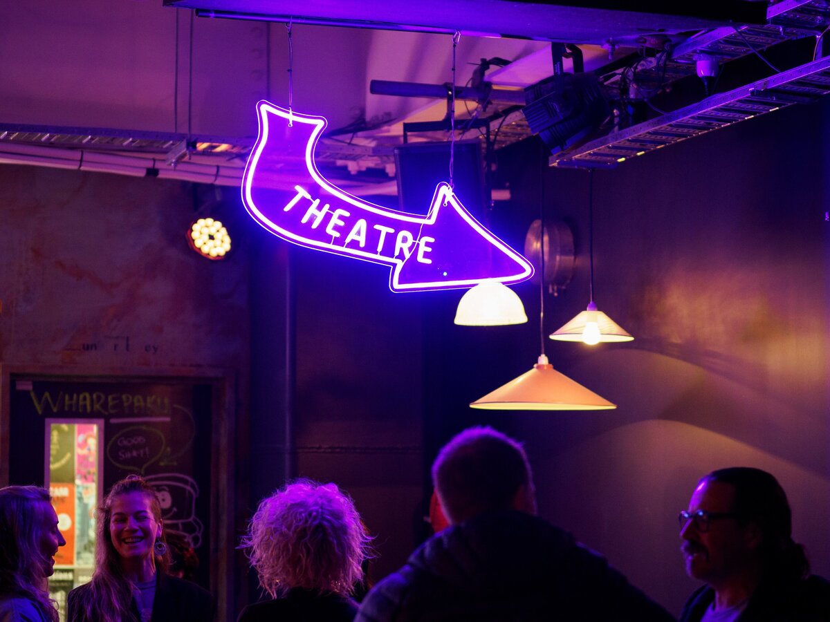 event-photography-little-andromeda-theatre-christchurch-signs-2
