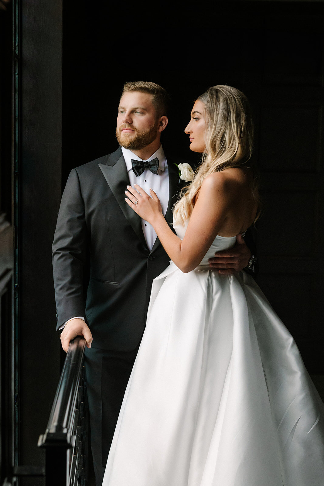 newlywed-portrait-chicago-HBICWeddings