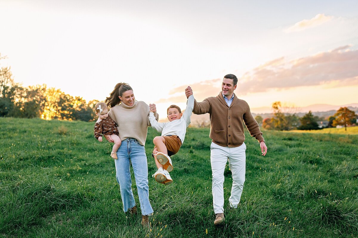 Harrisonburg-Family-Photographer_0005