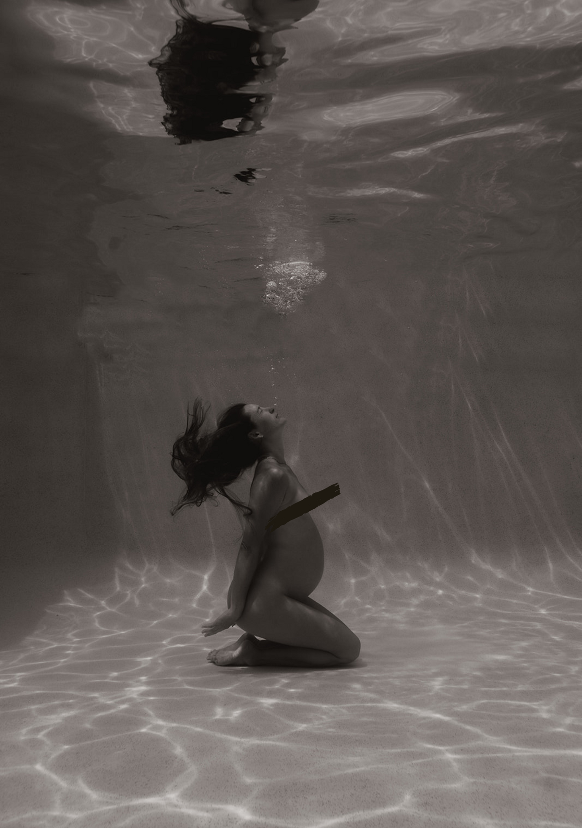 Underwater Maternity Photographer