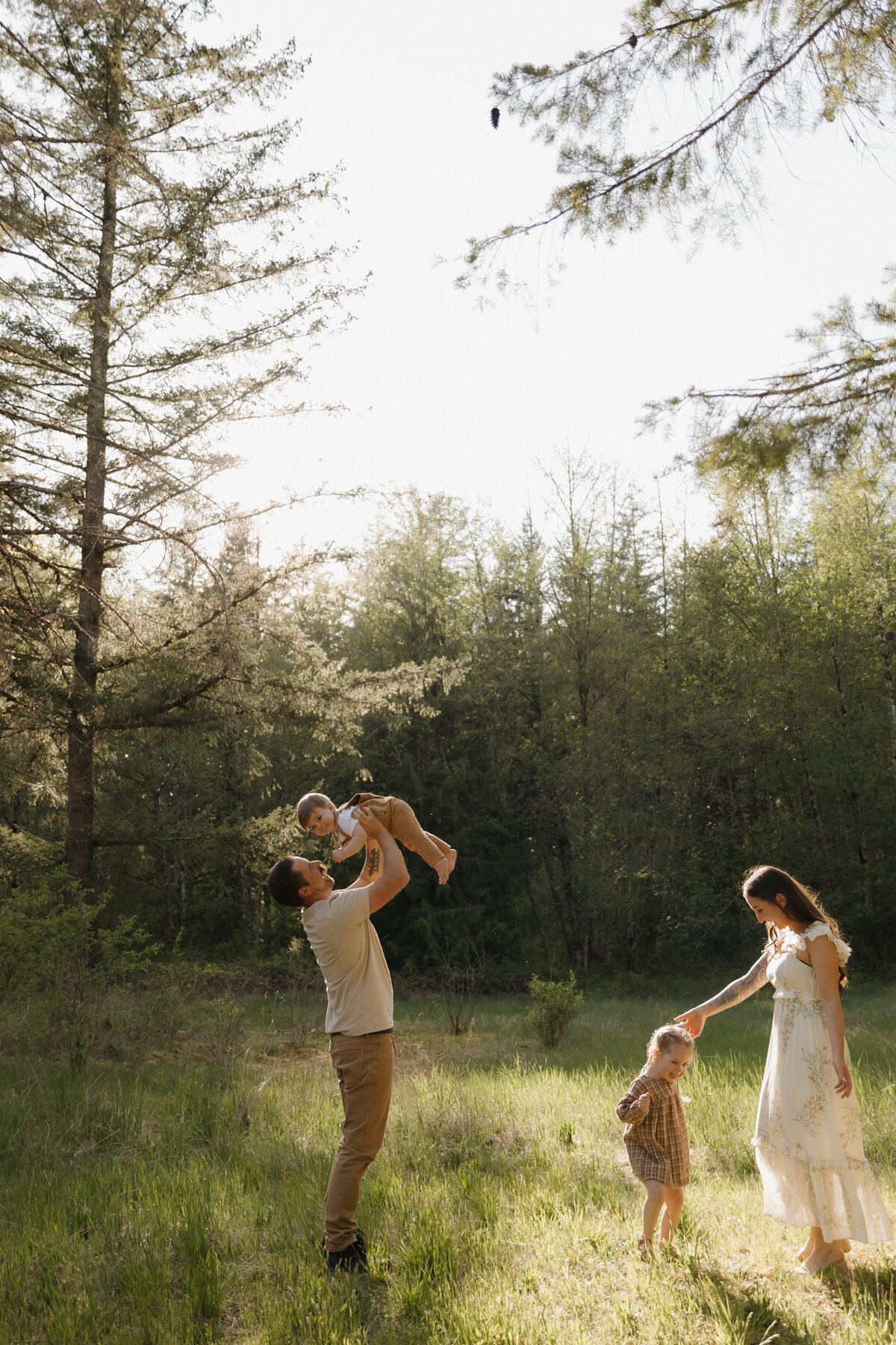 family-7649