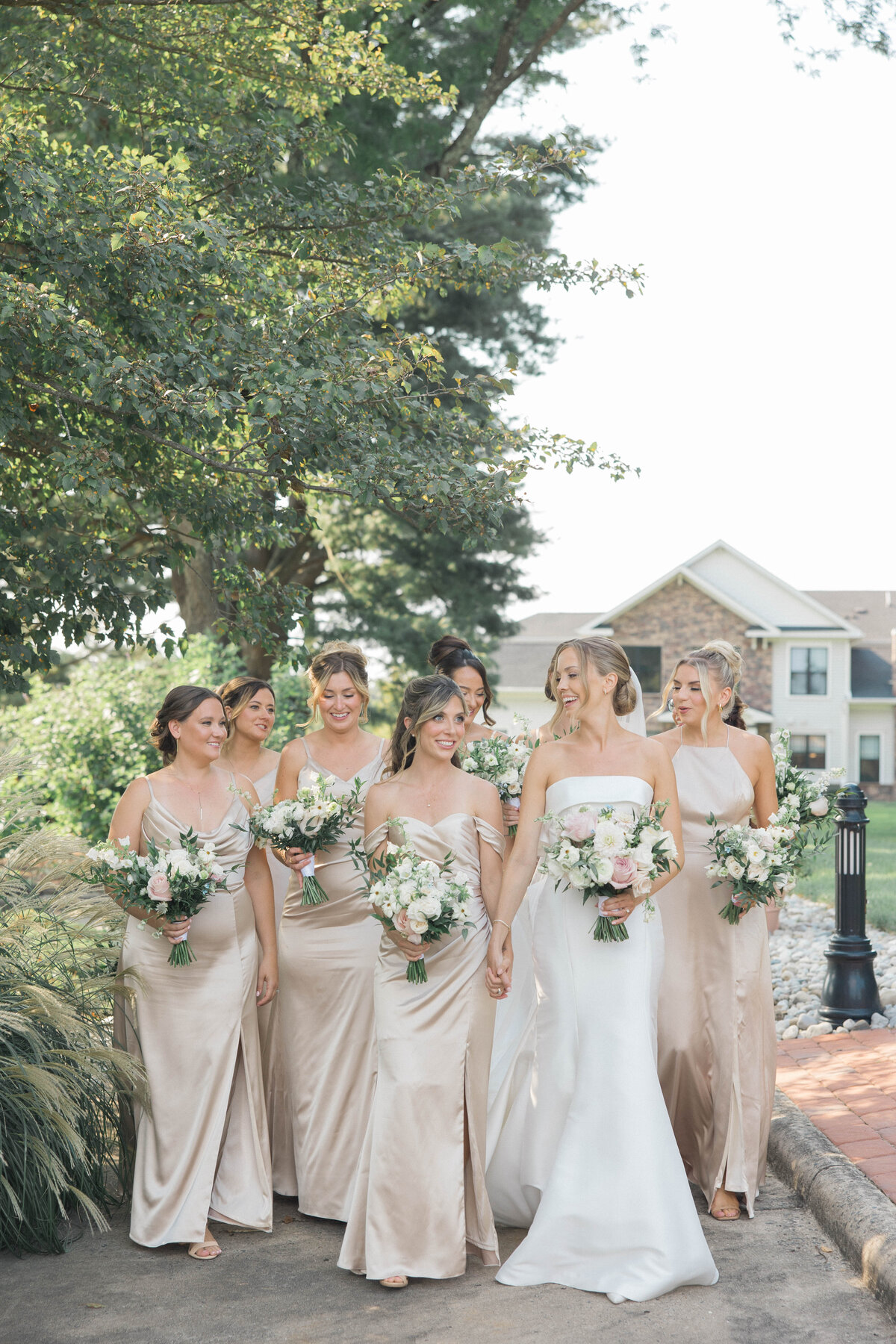 Molly Sue Photography New Jersey + East Coast Wedding Photographer Romantic Imagery Engagement Lifestyle Heirloom Wedding Albums49642
