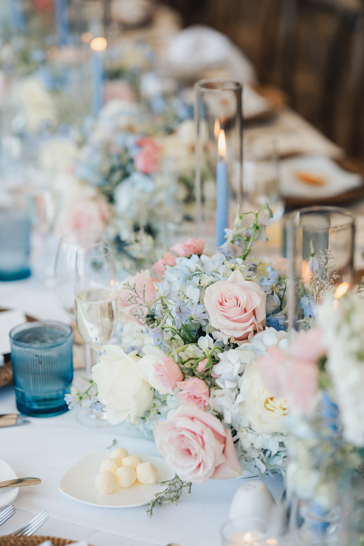 June-White-Elephant-Wedding-Zofia-043