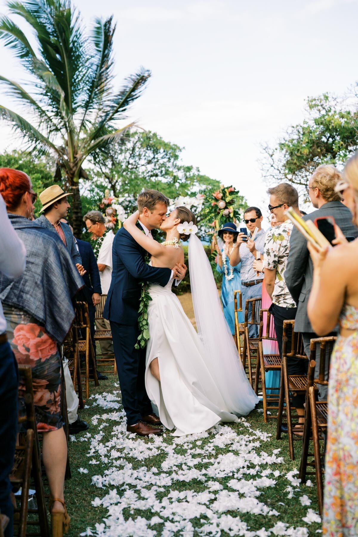 na-aina-kai-kauai-wedding-90