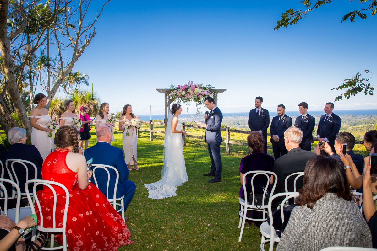 DougAmy_ByronViewFarm_WeddingPhotographer_AnnaOsetroff_WebHighlights-62