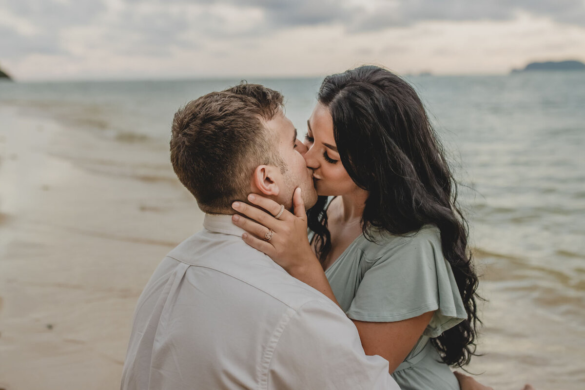 engagement-kissing-beach-Oahu-Hawaii