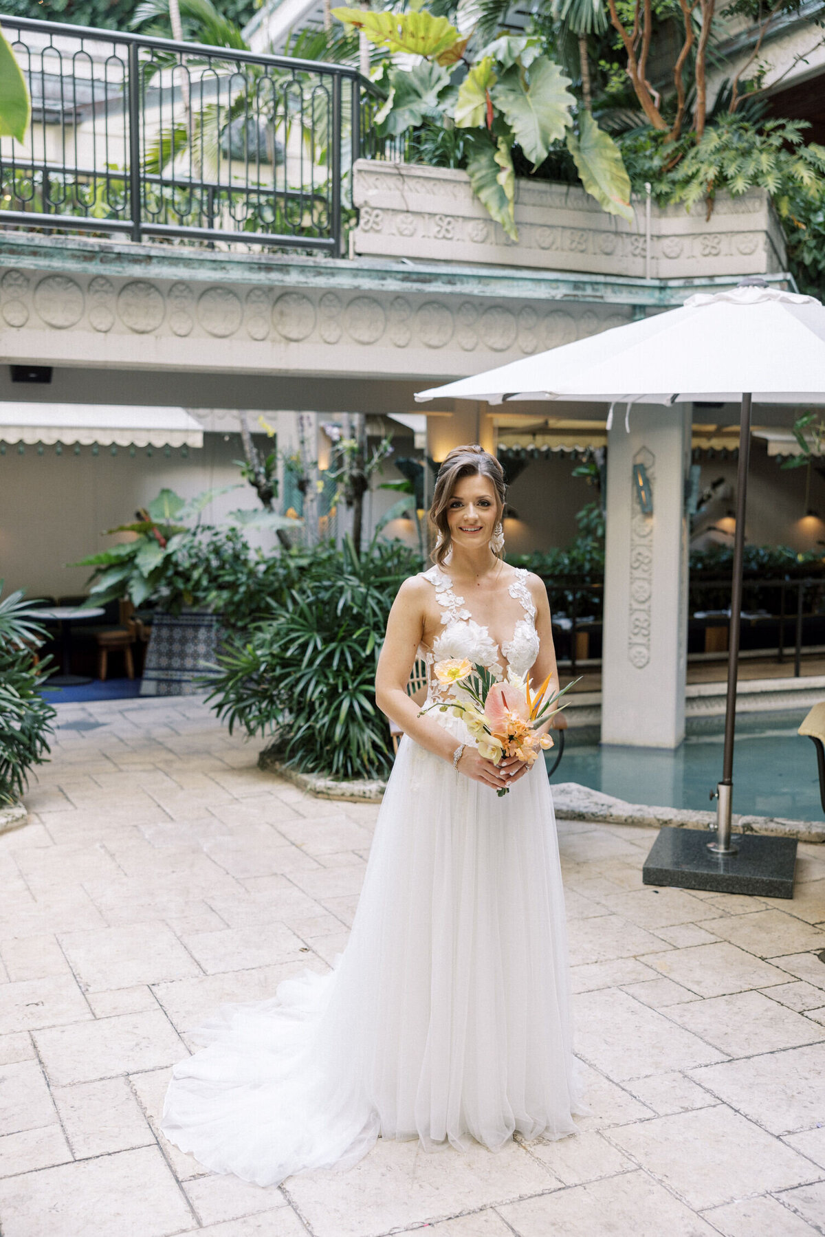 bride-portrait-outdoor-1LD-W