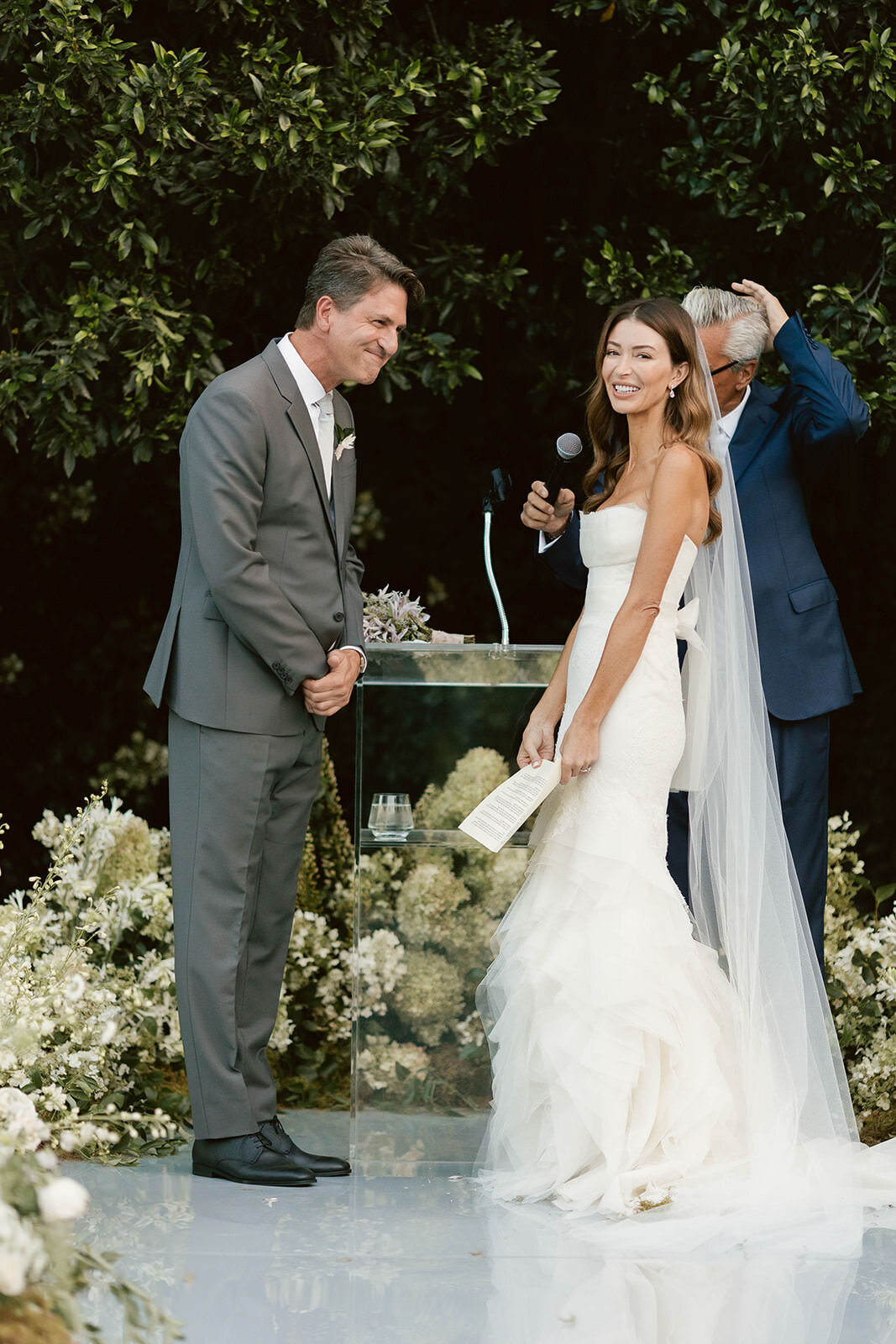 Backyard-Wedding-LosAngeles-ModernFamily-7042