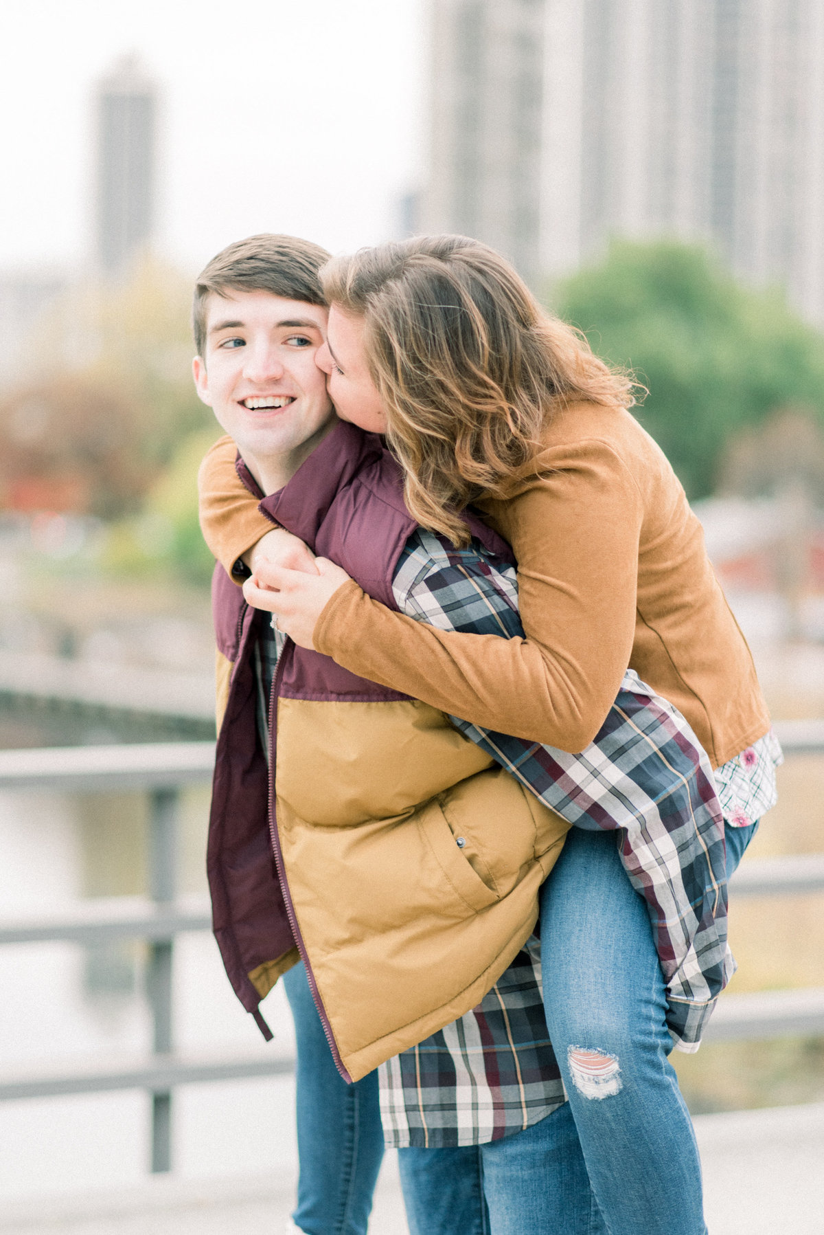 chicago engagement pictures - destination wedding photographer-13