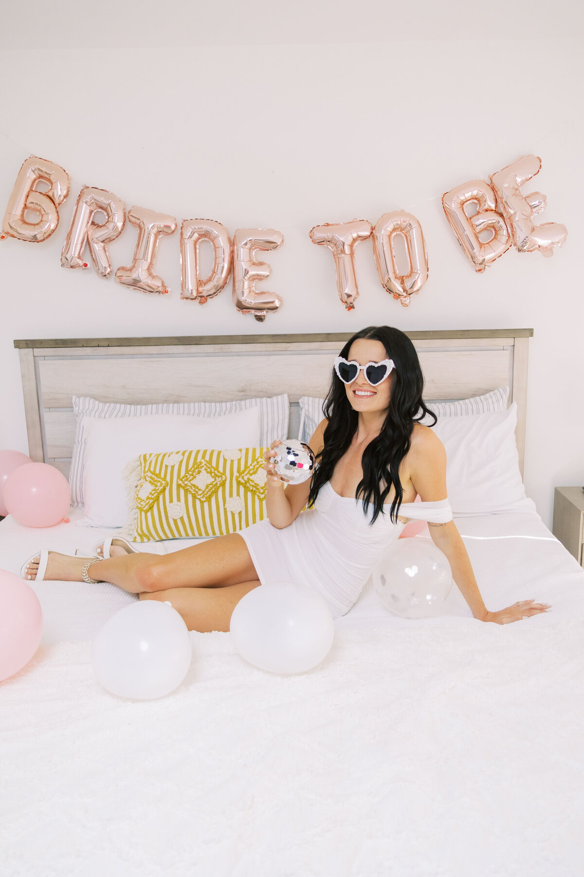 Capture the excitement and color of a Scottsdale bachelorette party at The Saguaro Hotel. This gallery highlights lively poolside fun, vibrant decor, and candid moments with the bride tribe, set against the trendy backdrop of Old Town Scottsdale.