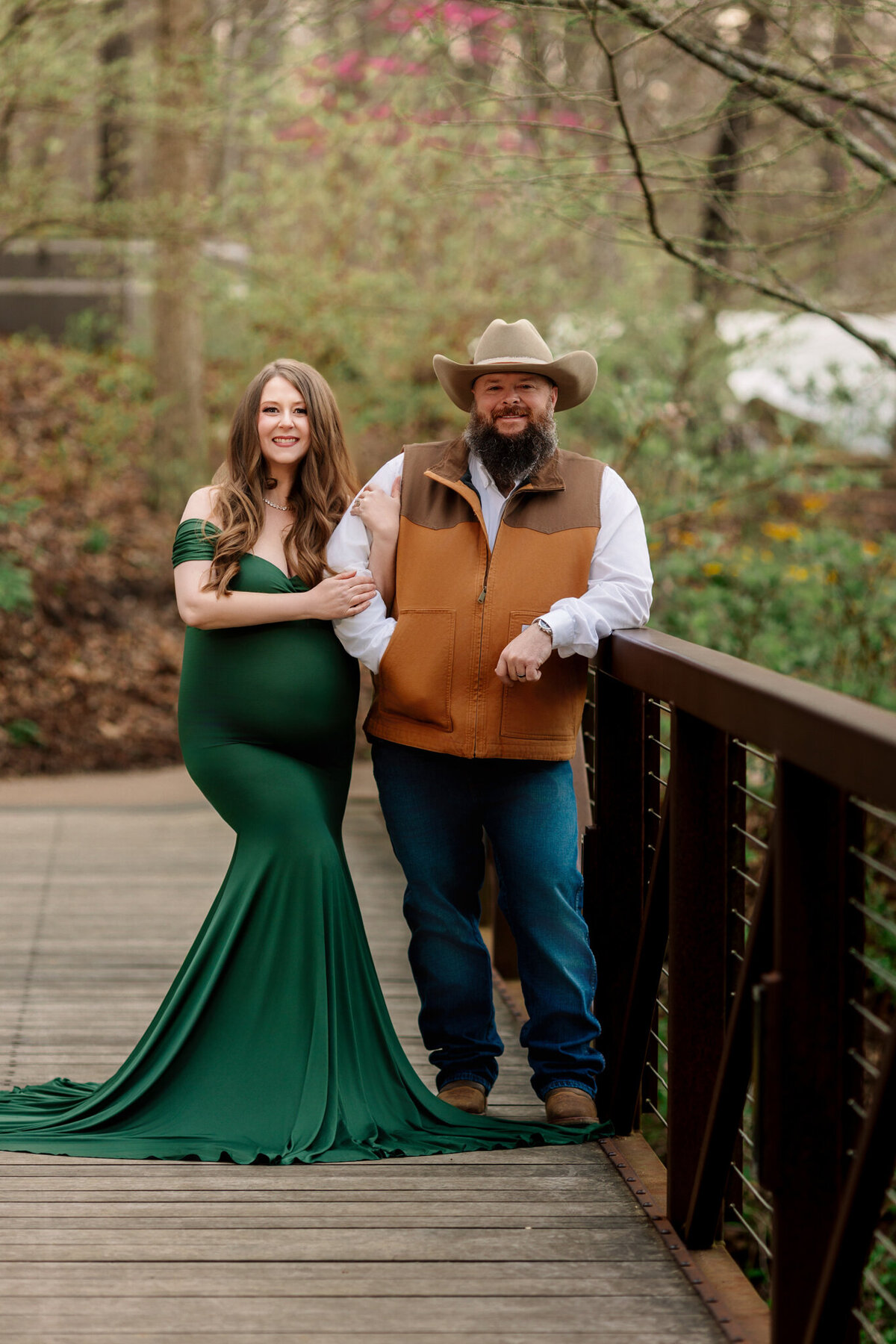 best maternity portrait studio NW Arkansas, best maternity photographer near me Cave Springs, Springdale AR maternity photography