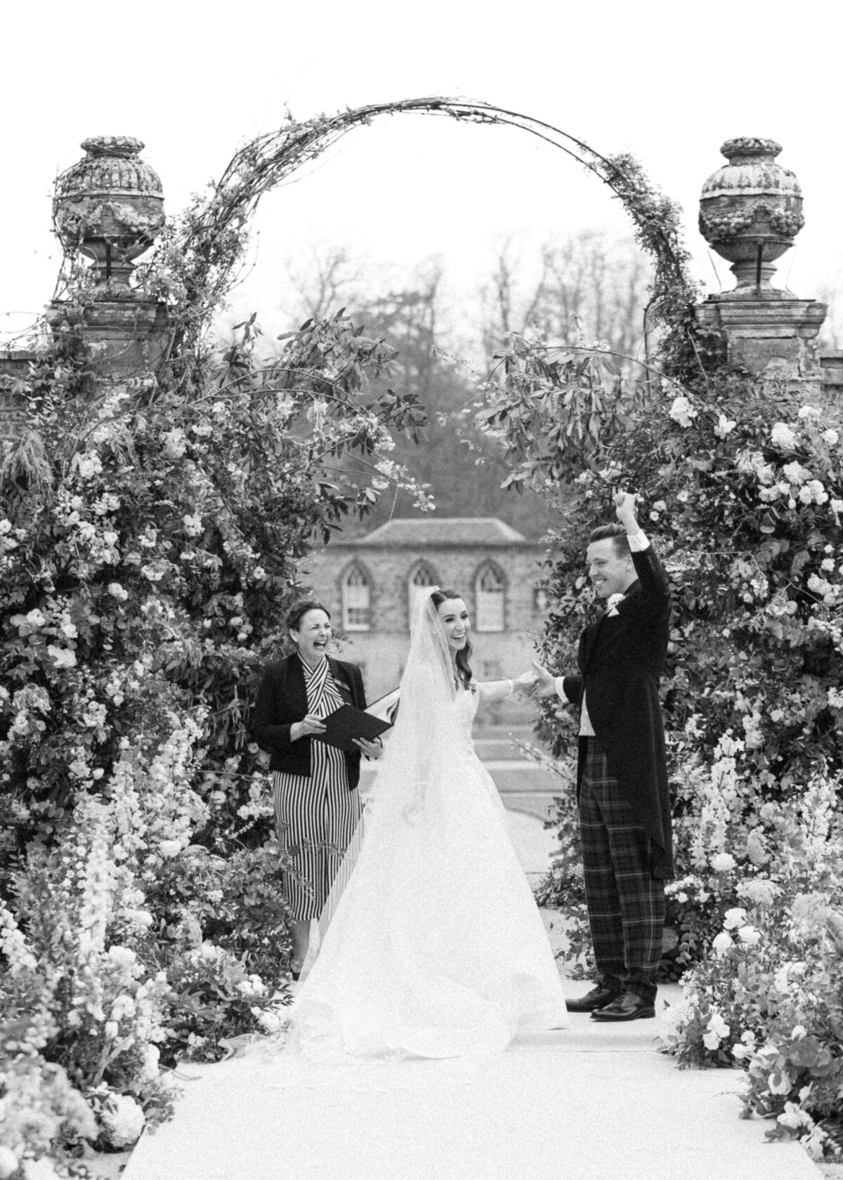 Corrie-Wilf-Wedding-Yester-Estate-Chloe-Winstanley-Photography-347