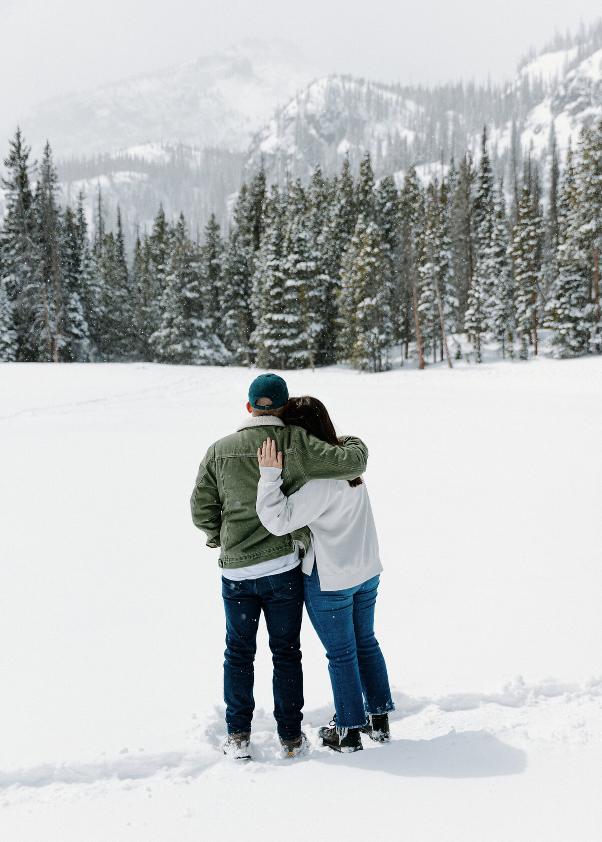 Ashlynn Shelby Photography_Rock Mountain National Park Engagement Shoot_ Dream Lake Engagement Shoot-6