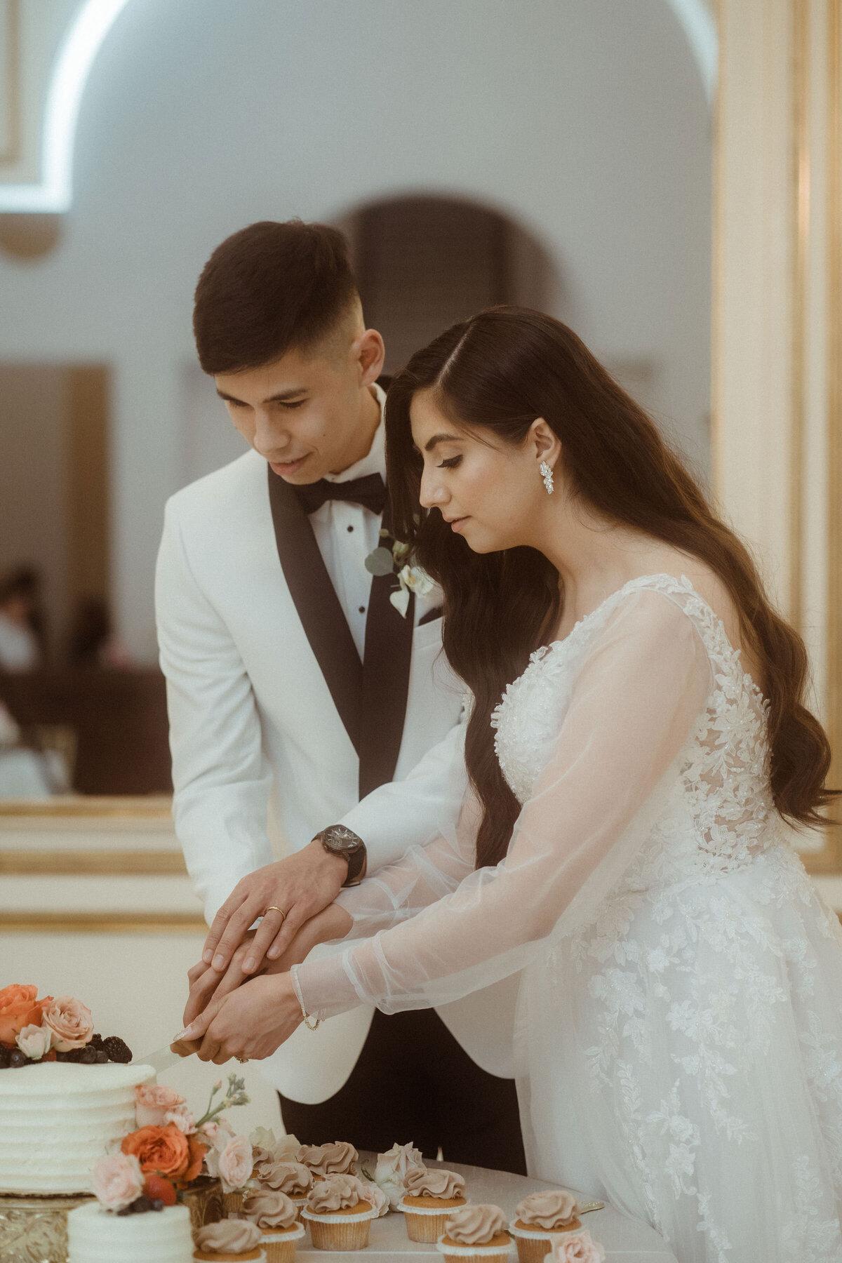 L&H_WED-345