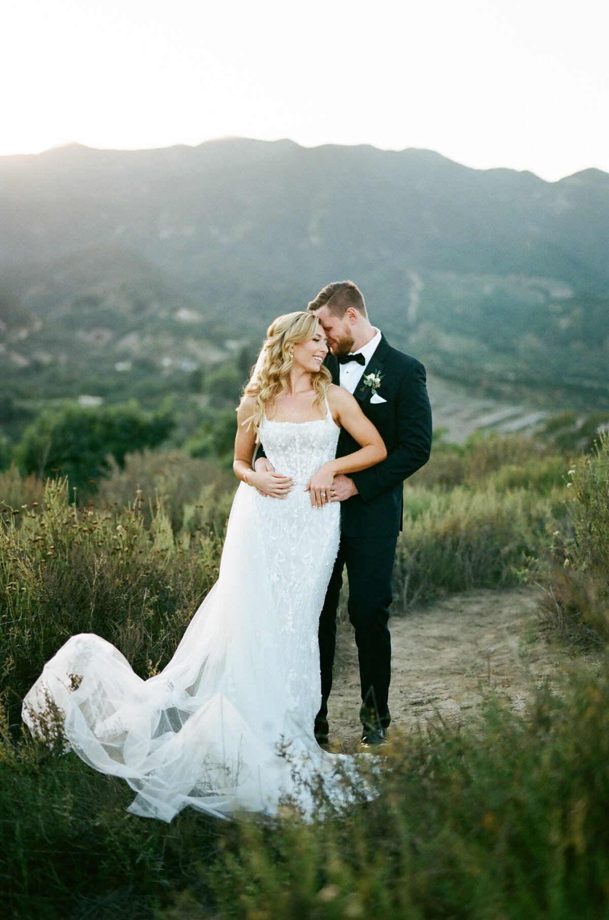 35mm Film Wedding Photography-002-000277250007