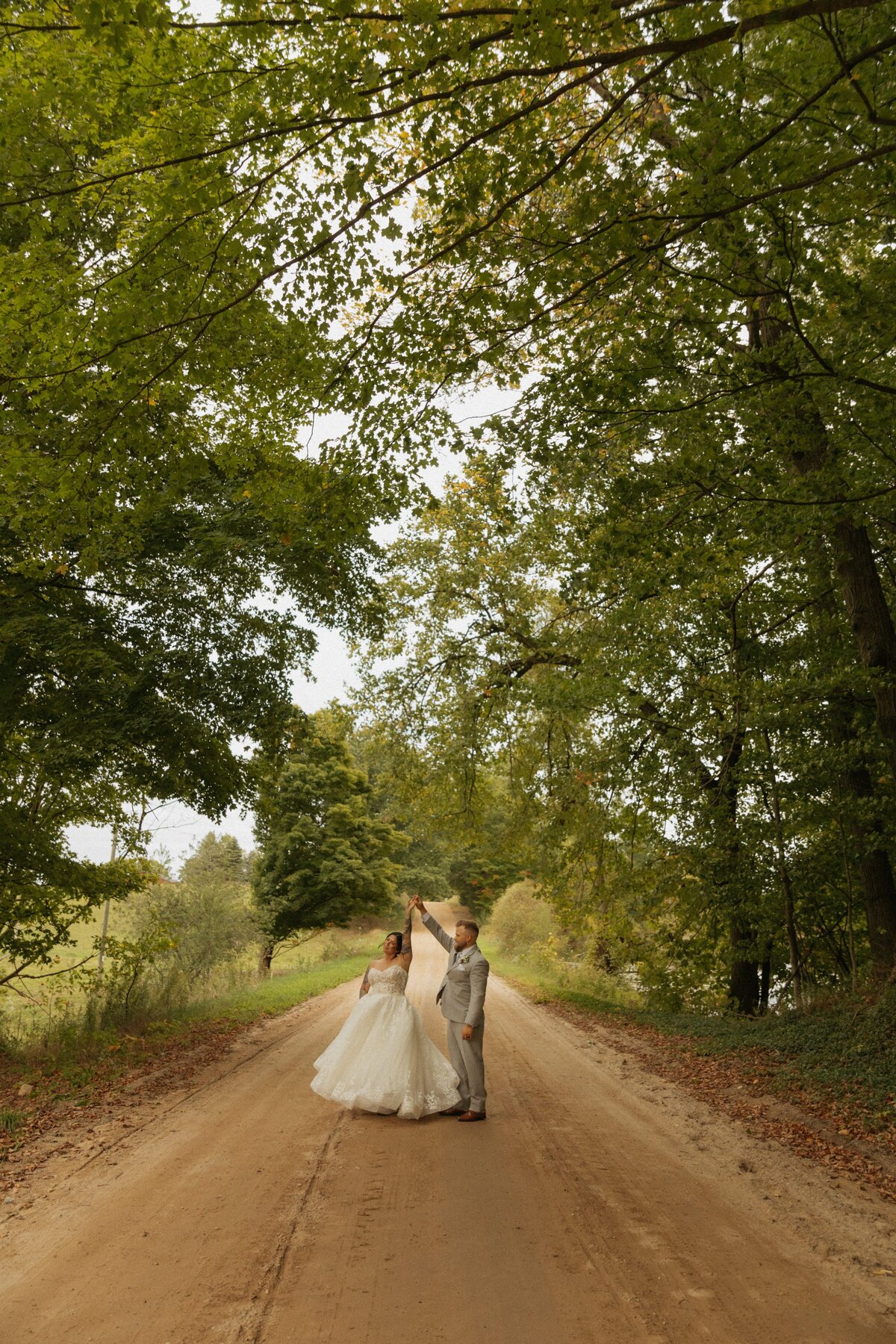 mid-michigan-wedding-and-lifestyle-photographer585A8240