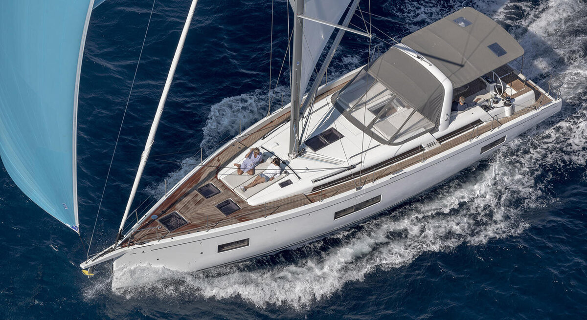 beneteau-oceanis-yacht-51-exterior-3