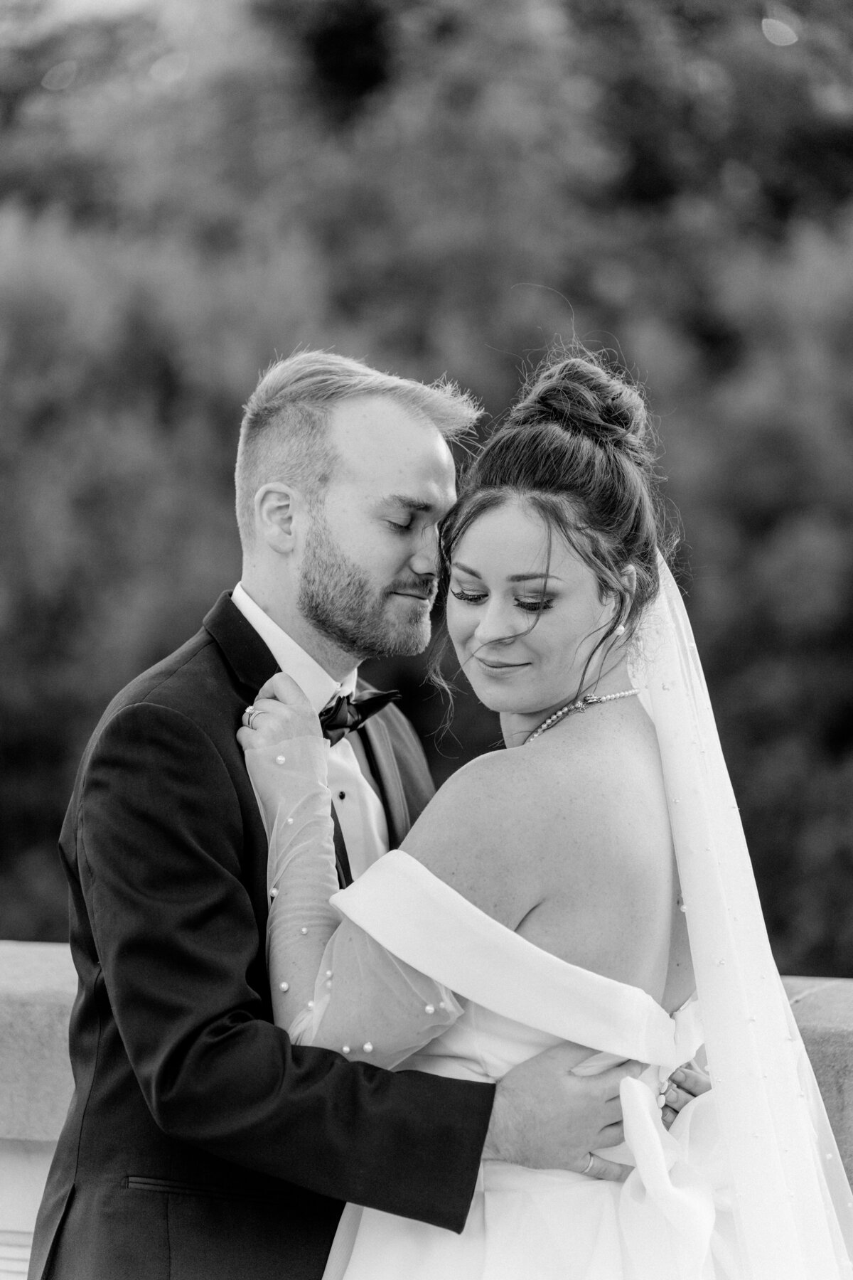 1168 Pascale and Nicolas NAC OBorn Room Wedding Downtown_Ottawa_Photography by Emma