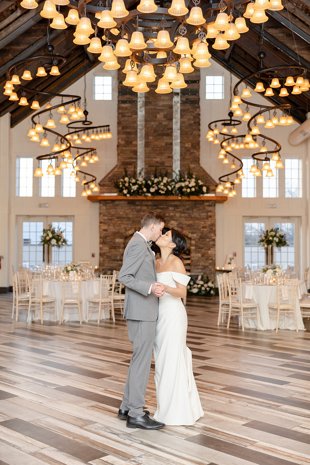 Sophie_Nick_Ryland_Inn_Sneak_Peeks-123