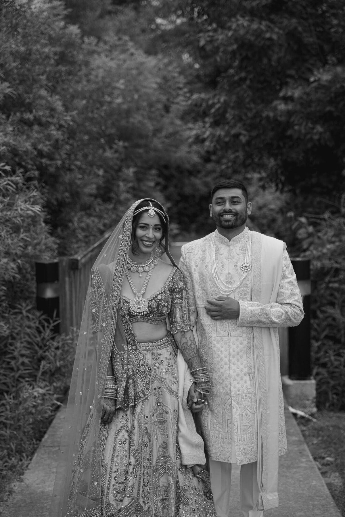 Nichole-Babiez-Photography-wedding-photographer-indian-wedding-photographer-mendhi-sangeet-baraat-luxury-chicago-illinois-marriott-schaumburg-59