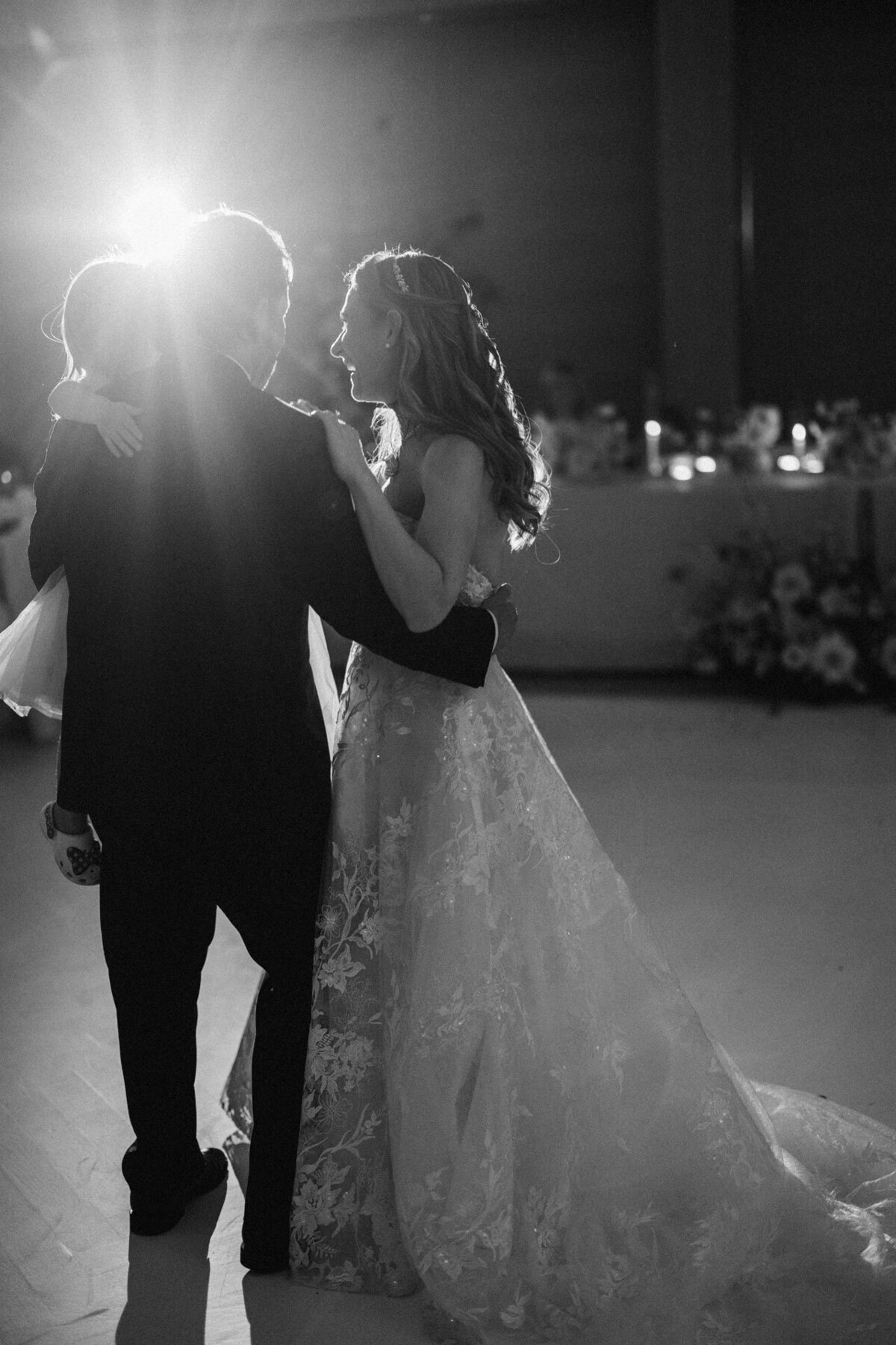 Shangri-La-Hotel-Toronto-Wedding_Editorial-Wedding-Photographer0102
