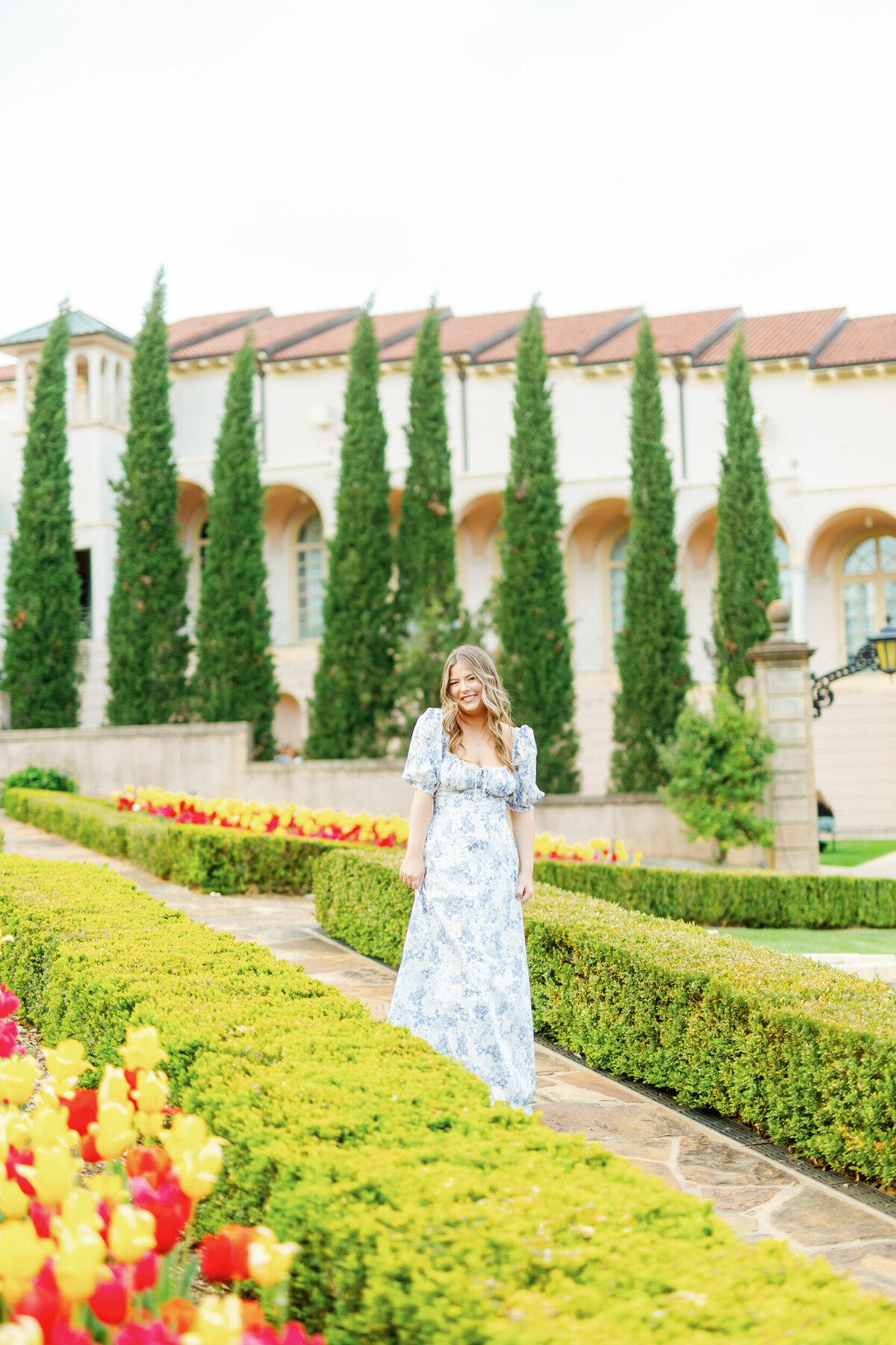 OSU Senior photoshoot - Philbrook Museum and downtown Tulsa - Amanda Hitchen Photography-12