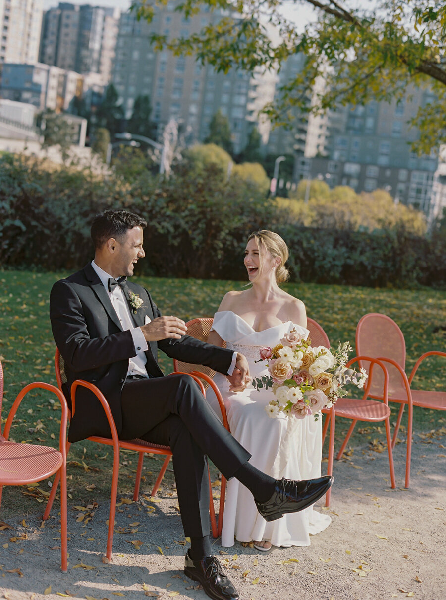 Seattle Photographers Seattle Film Wedding Photographer | Anna Peters