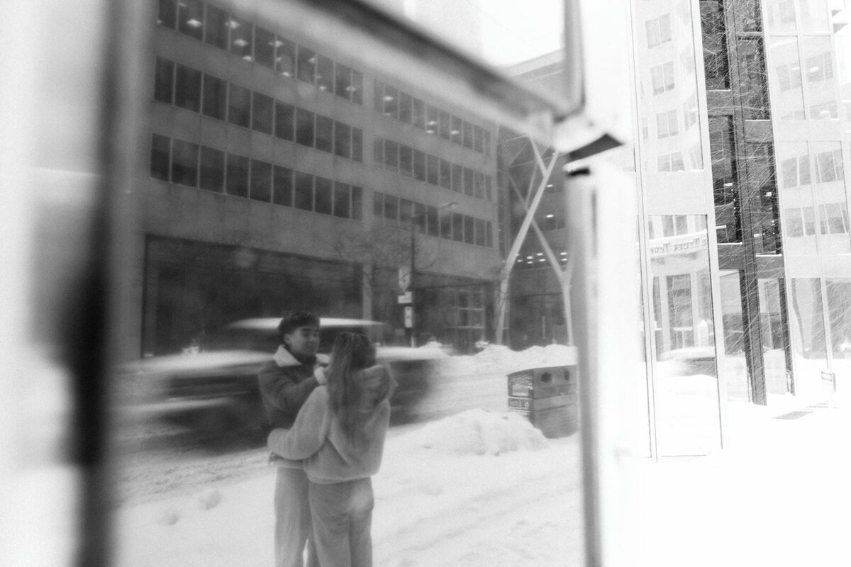 E10-Winter-snowy-engagement-photoshoot-in-Toronto-Zhan-and-Tina-2025-02-16-2500px-1052