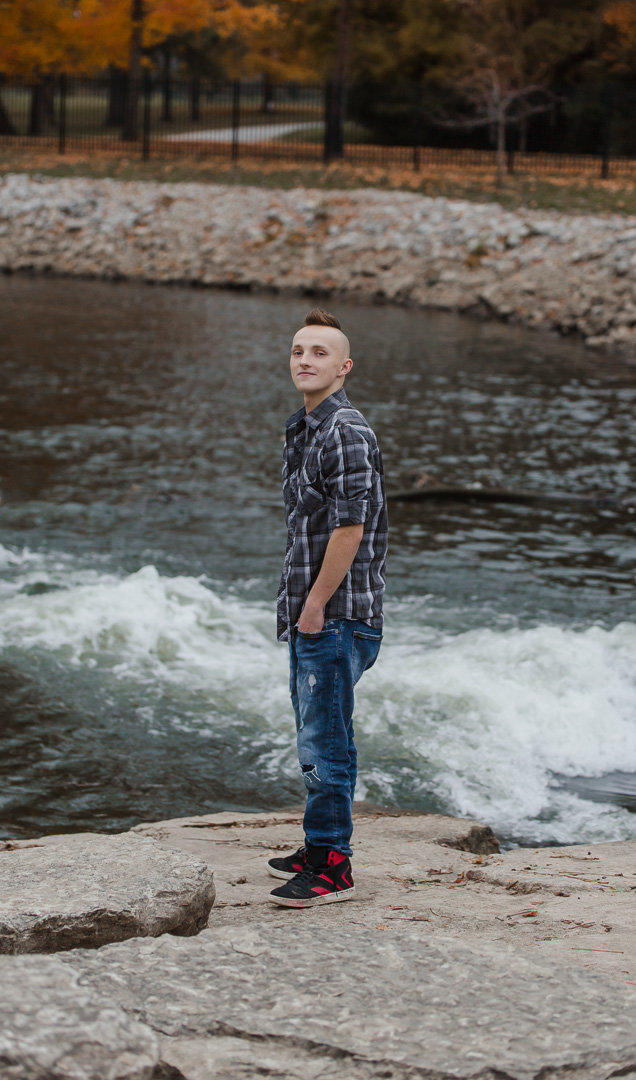 Senior session in a park0039