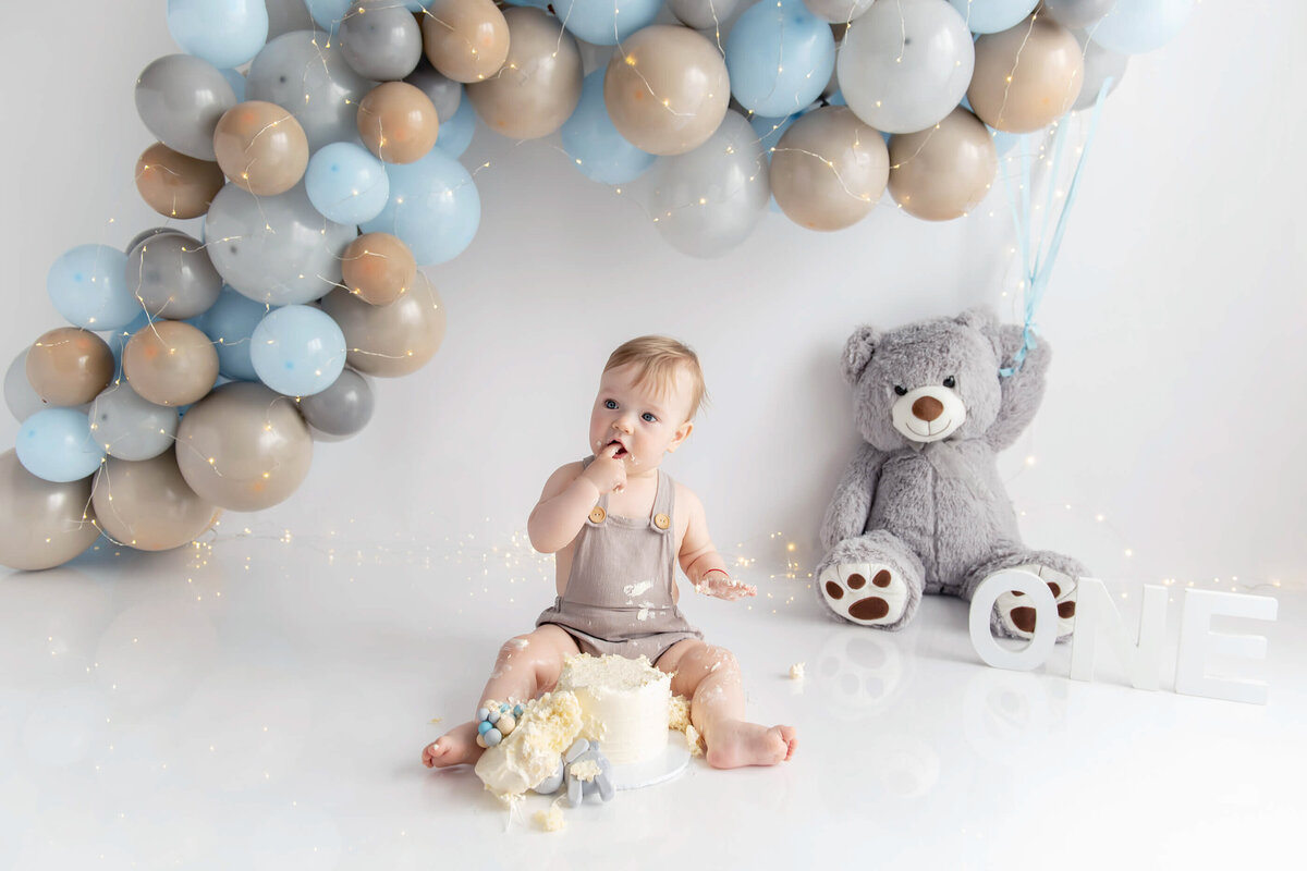 cake-smash-photographer-Burlington-65