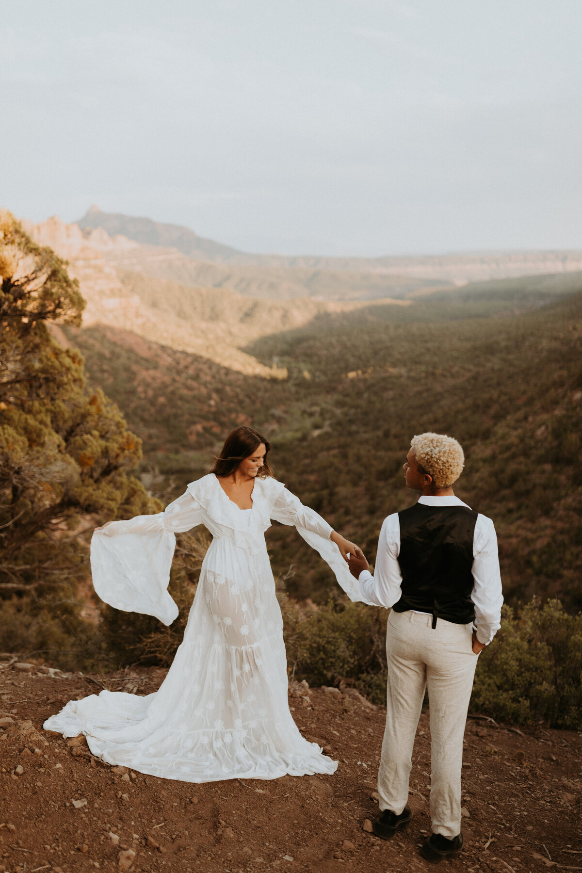 Outdoor elopement by Richmond Virginia Wedding Photographer