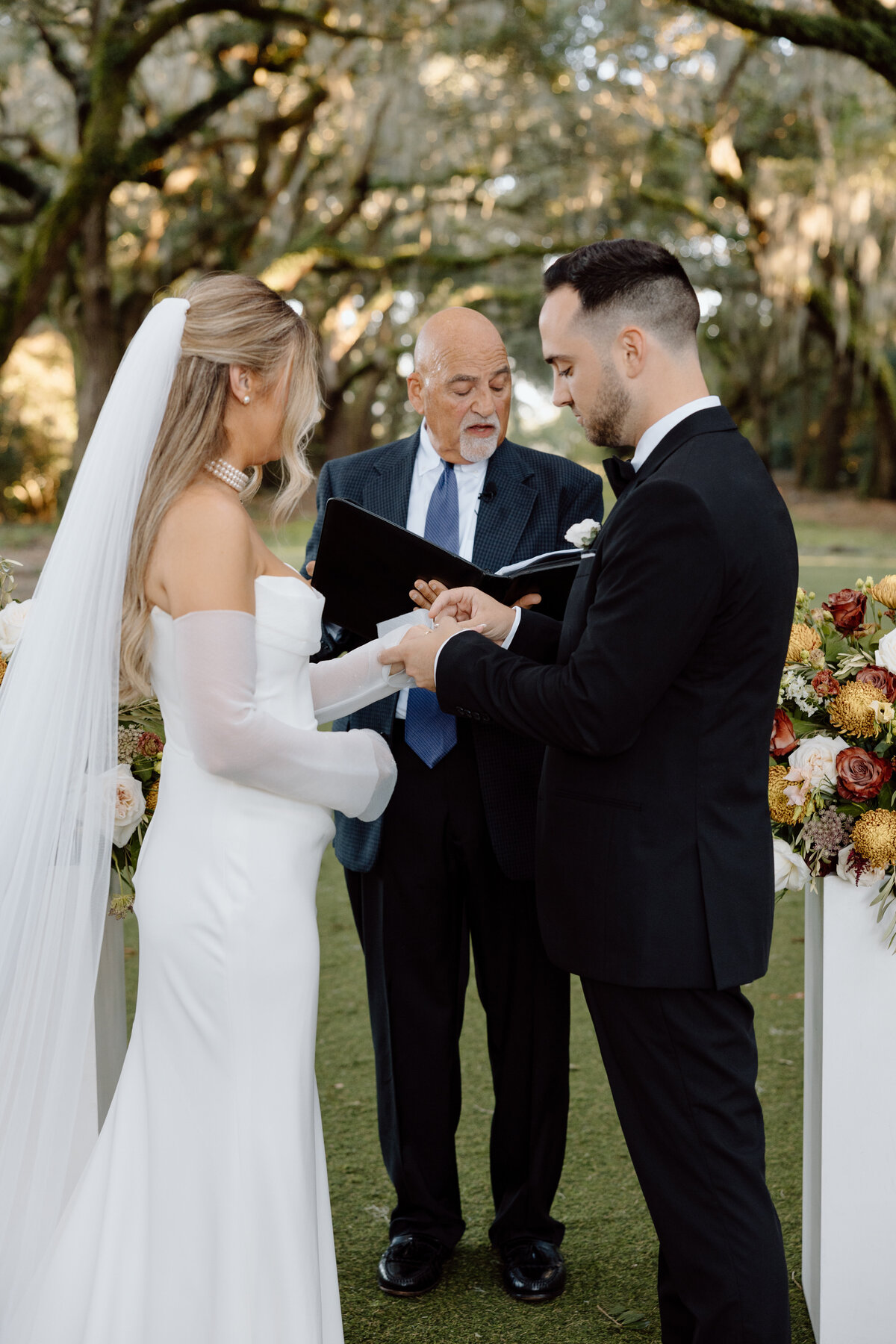 Timeless-Charleston-Tent-Garden-Party-Wedding-PC7A2201