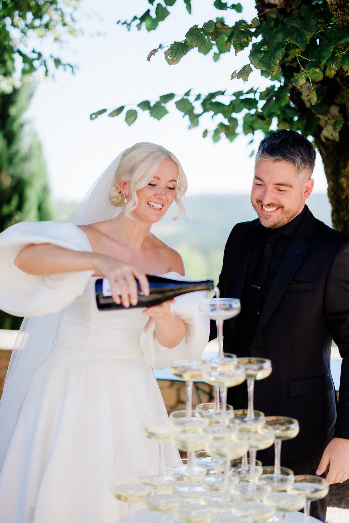 Modern_Chic_Chateau_Valouze_Destination_Wedding_Photographer-89