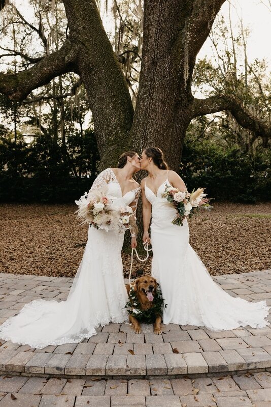 Kelsey_Draven_Wearethebowsers-400_websizeSameSexBohoFlorals