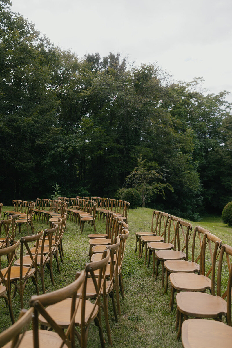 wedding-decor-ceremony-chairs-laurianevega