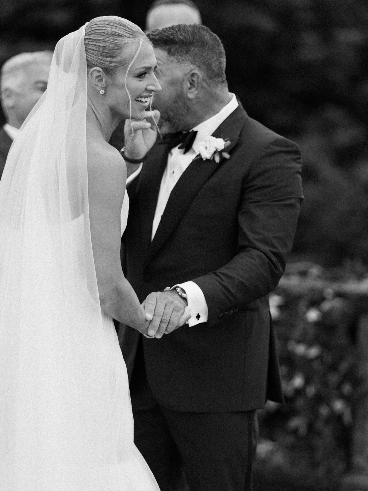 romantic-wedding-planner-at-castle-hill-inn