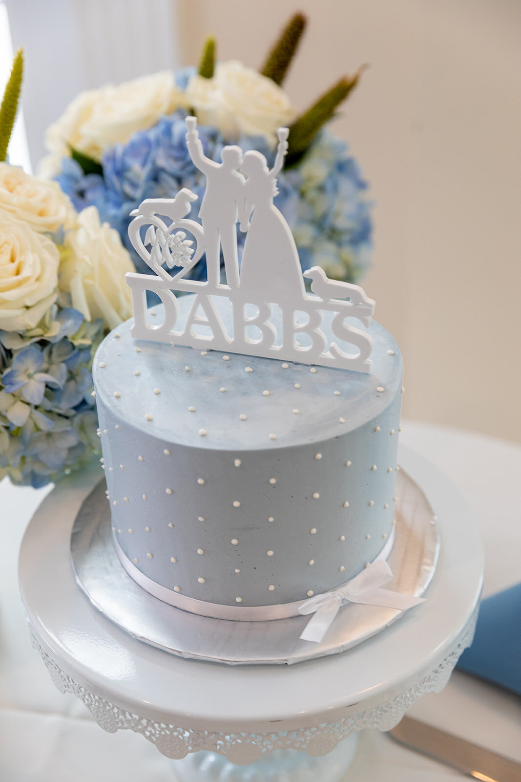 blue beaded wedding cake