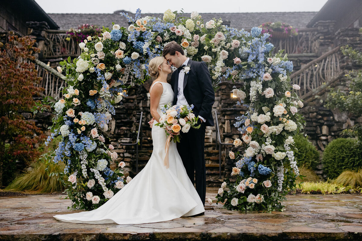 Mountaintop Golf and Lake Club wedding_Asheville Event Co-Destination-wedding-planner_14