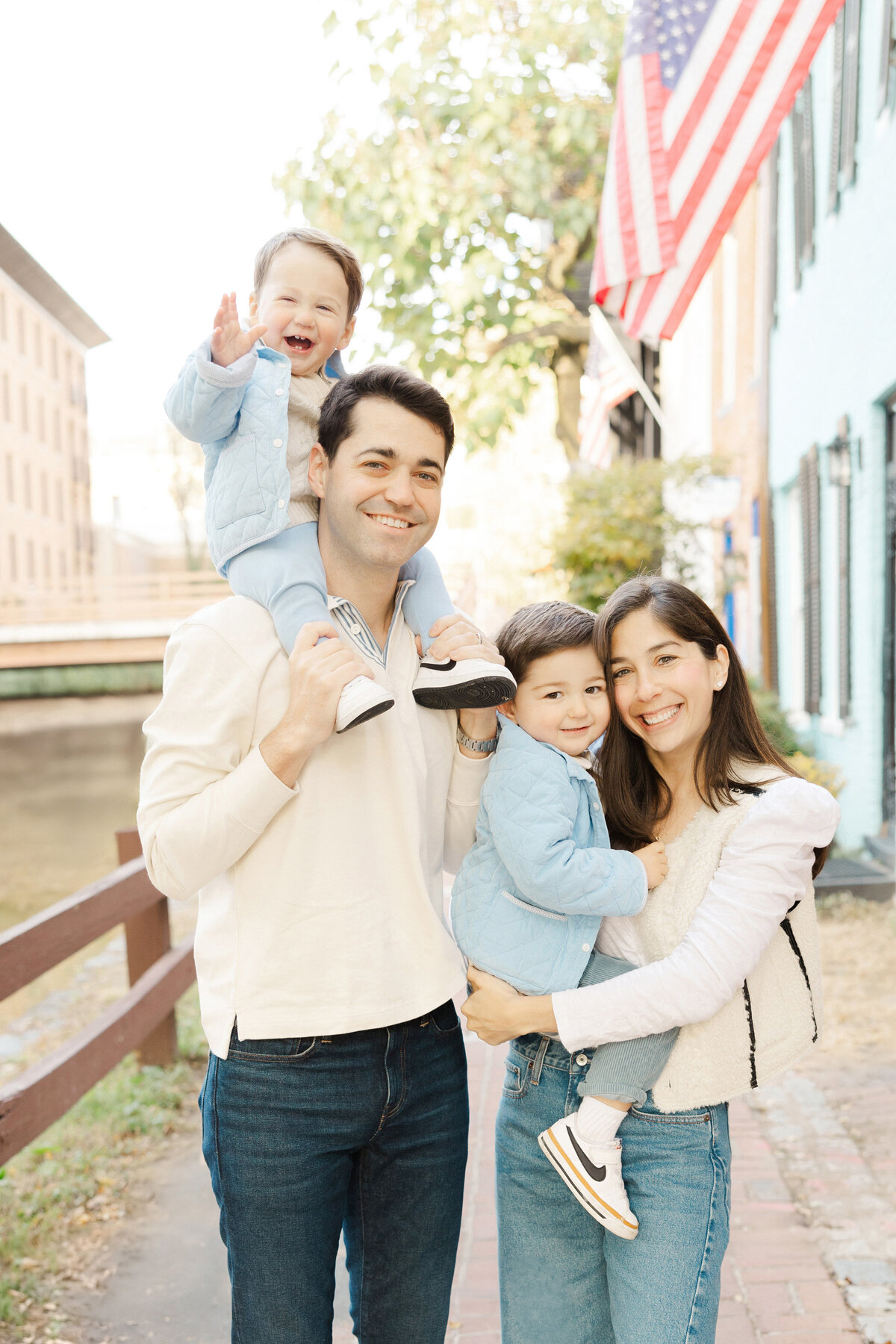 Outdoor portrait of family of 4 in Georgetown