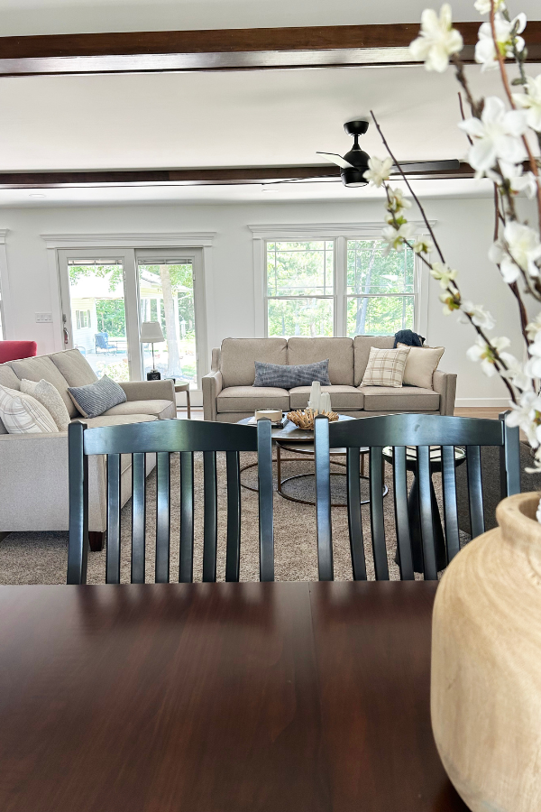 Design No7 Interiors - Anything But Basic (12)